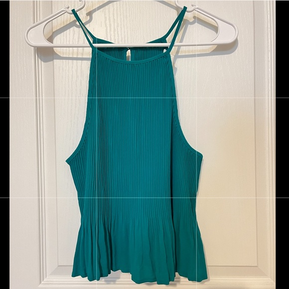 Forever 21 Tops - Forever 21 Emerald spaghetti strap blouse. Size M